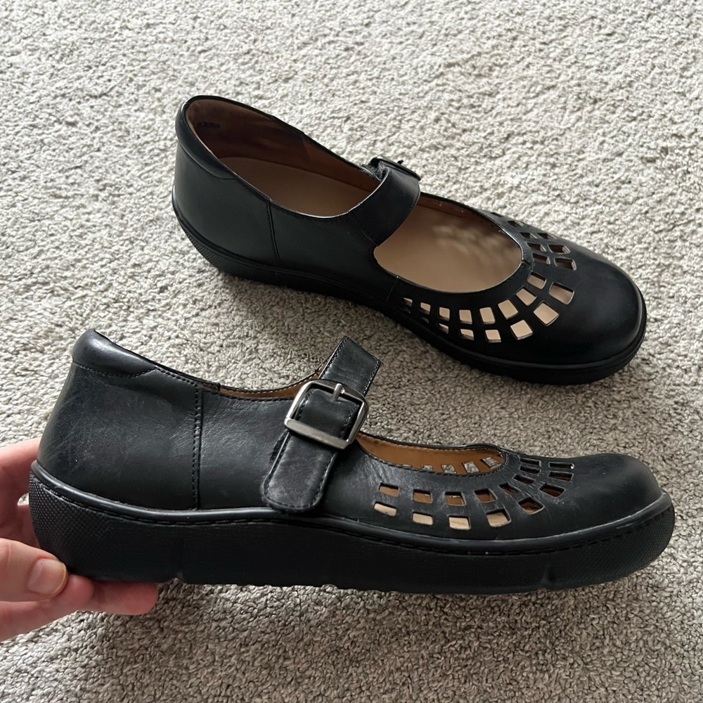 Ziera Shoes Mary Jane Women’s Size 42 Black Leather Cut-Out Comfort WORE 1X
